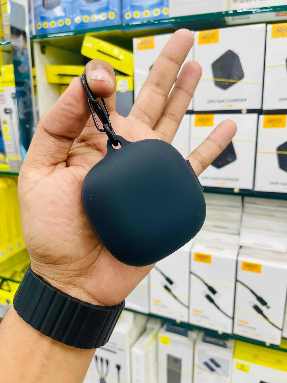 QCY melobuds HT05 Protective Carrying Case - Image 2